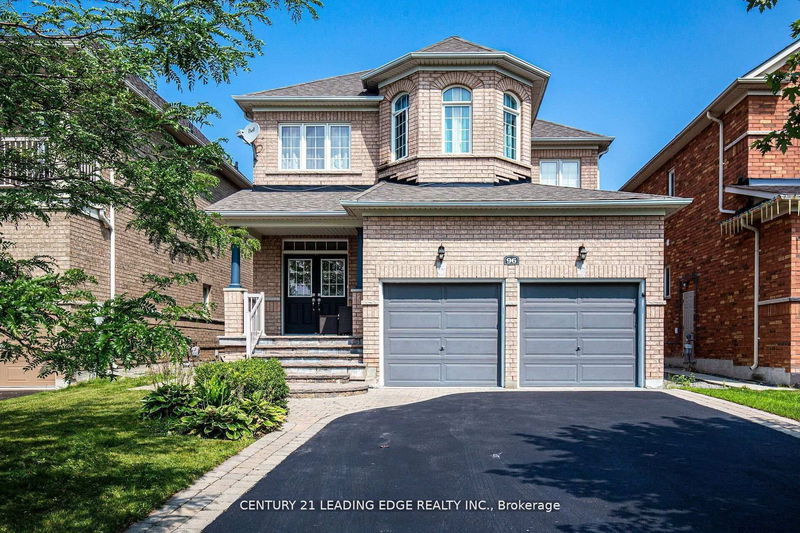 home for sale on 96 Nelson Street N