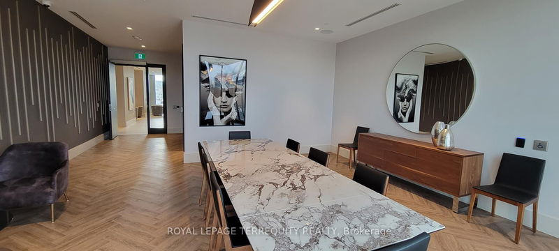 home for lease on 1604-2545 Simcoe Street N
