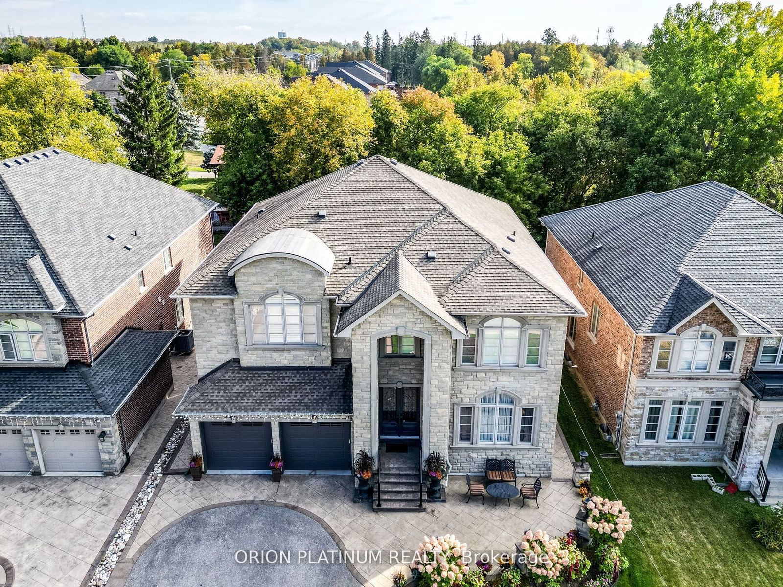 Building at 1995 Woodview Avenue, Pickering, Highbush