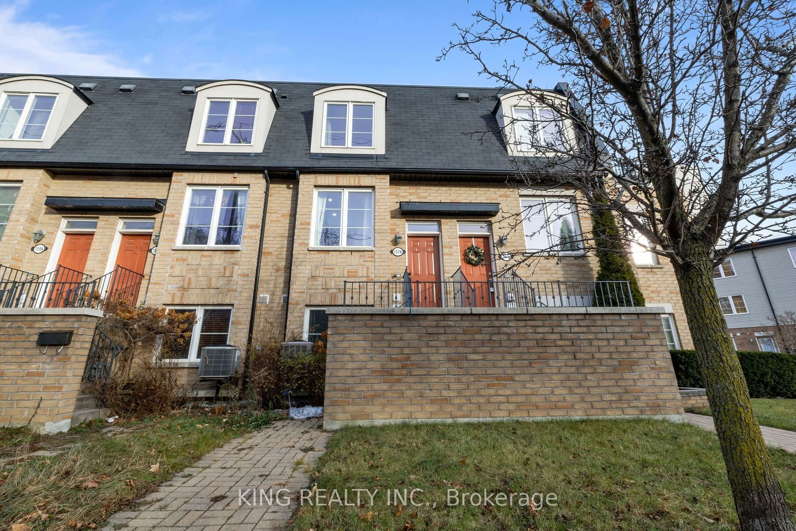 Townhouse leased at 157A Galloway Road, Toronto, West Hill, M1E 1X3 - MLS: E11899058