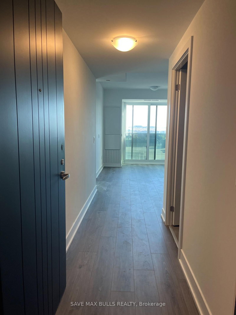 235 - 2545 Simcoe St N, Oshawa, L1H 7K4 | Image 2