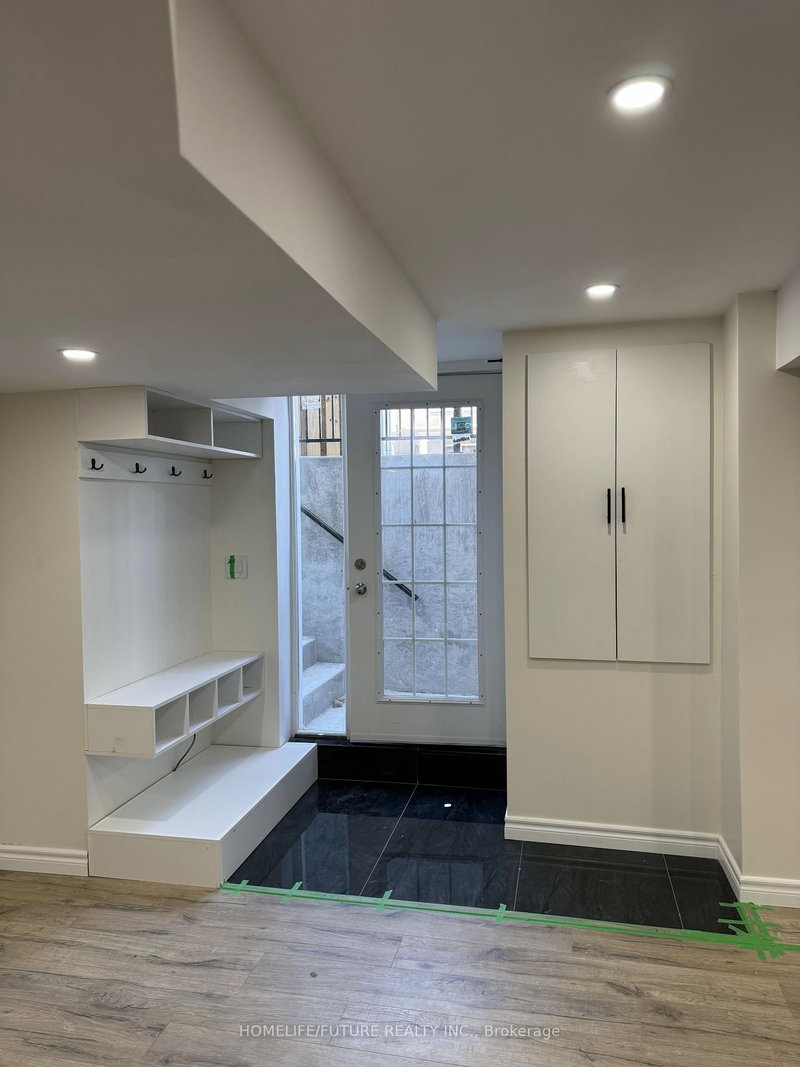 BSMT - 60 Lofthouse Dr, Whitby, L1R 0P8 | Image 2