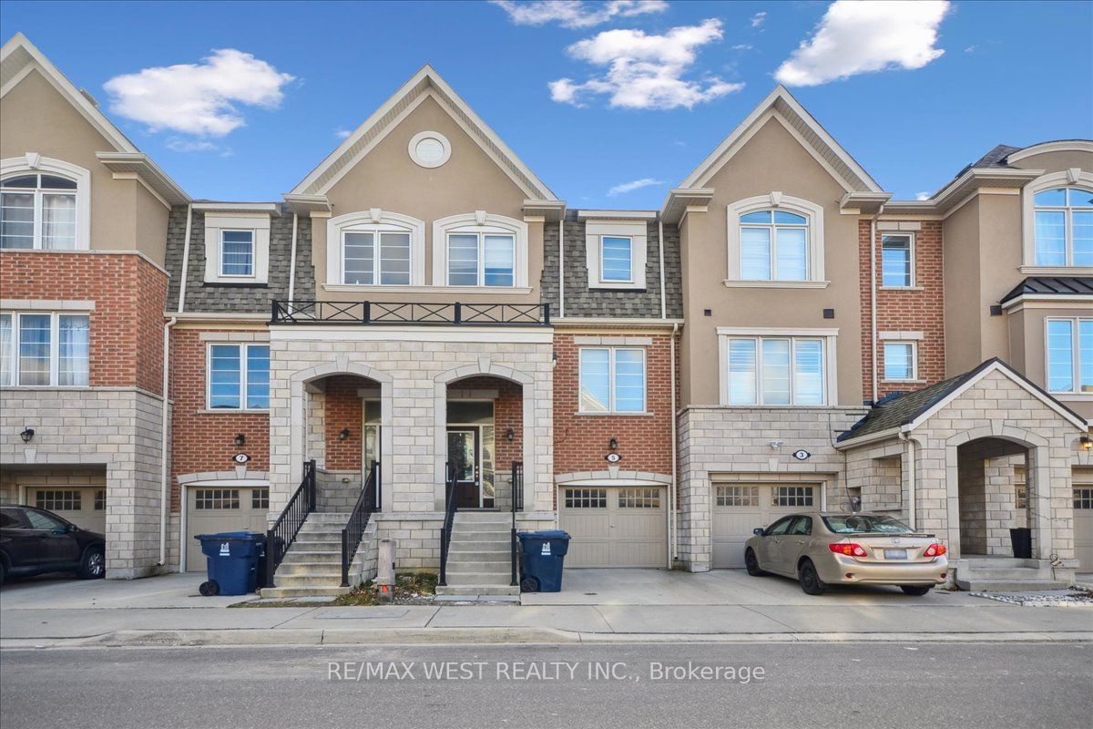 Townhouse for sale at 5 Fusilier Drive, Toronto, Clairlea-Birchmount, M1L 0J4 - MLS: E11905739