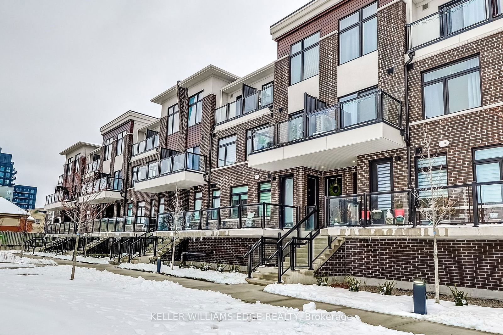 Townhouse leased at 202-755 Omega Drive, Pickering, Woodlands, L1V 0H1 - MLS: E11906086