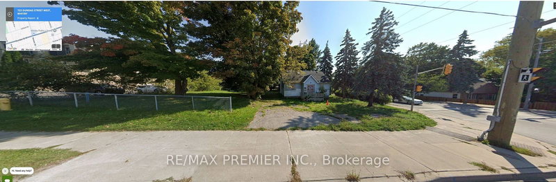 723 Dundas St W, Whitby, L1N 2N3 | Image 3