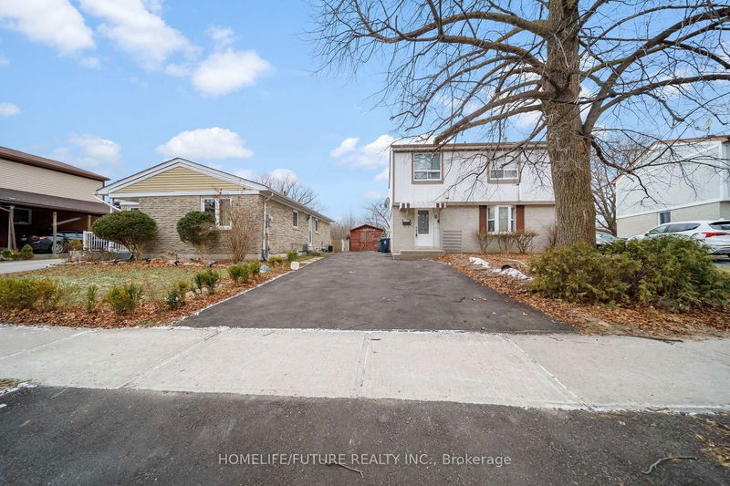 home for lease on 8 Coltman Crescent