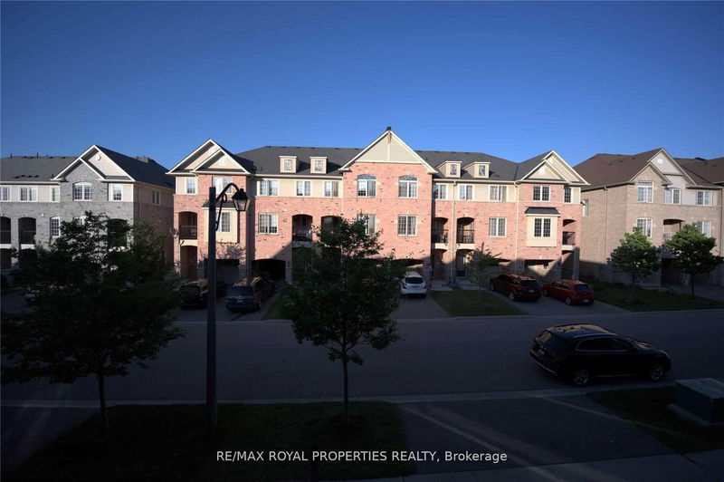 home for lease on 20 Silvester Street