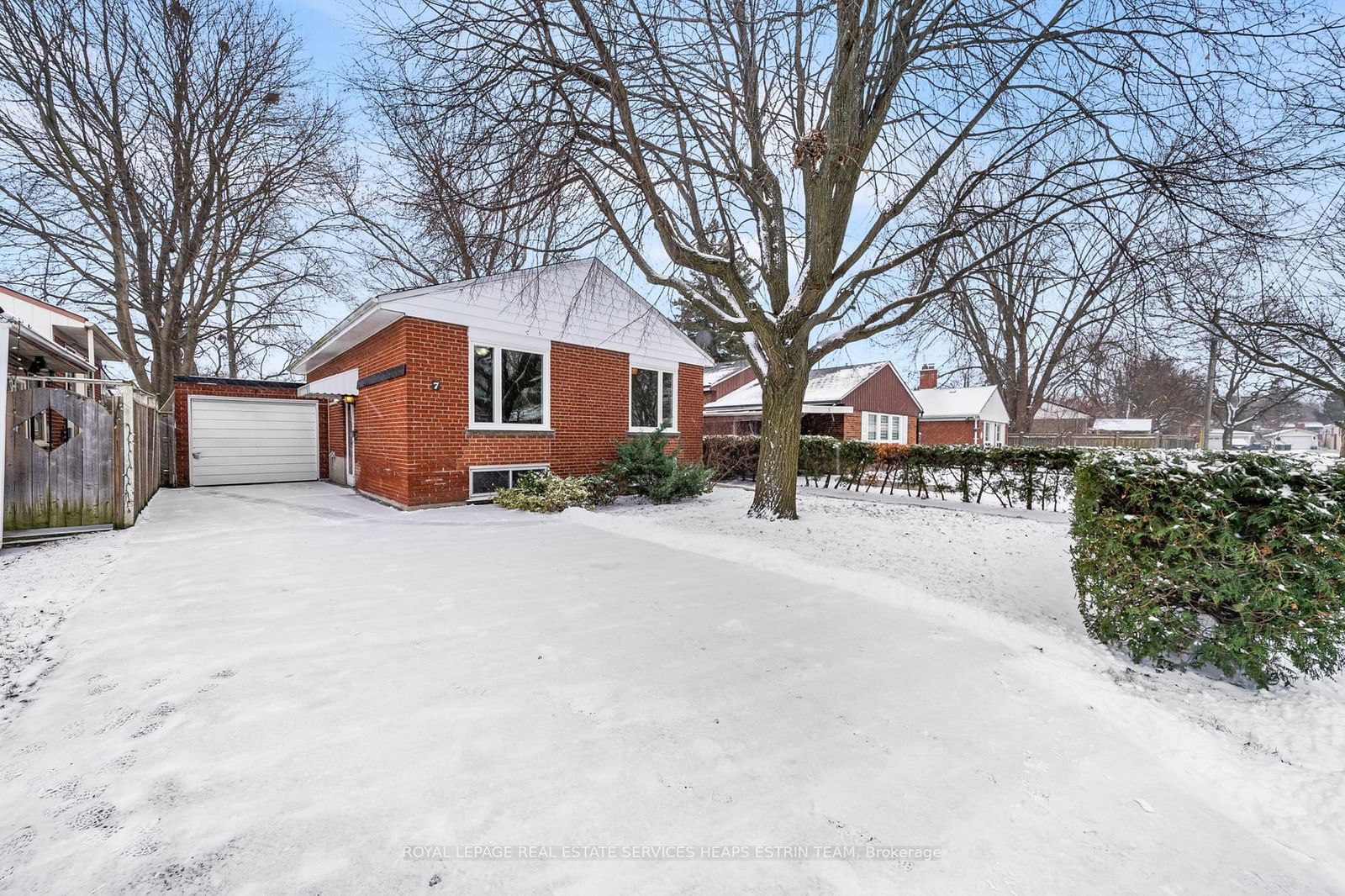 Detached House for sale at 7 Kecala Road, Toronto, Dorset Park, M1P 1K5 - MLS: E11908488