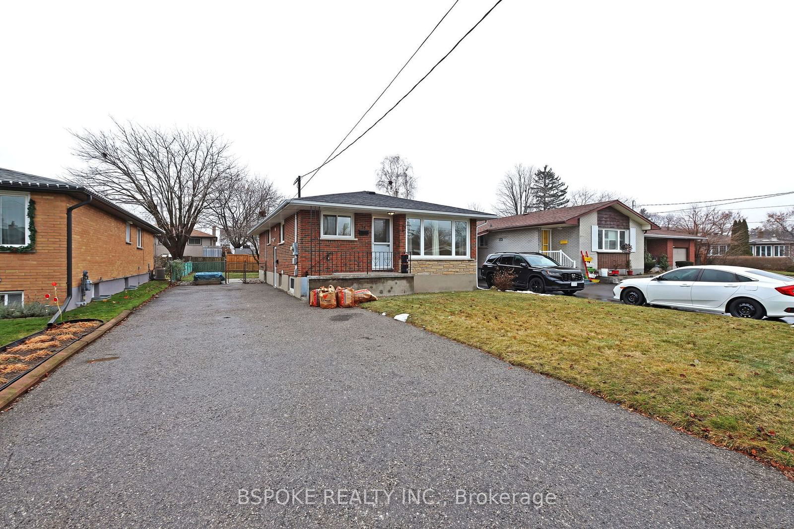 Detached House for lease at Main-74 Valdez Court, Oshawa, Vanier, L1J 5W9 - MLS: E11908614