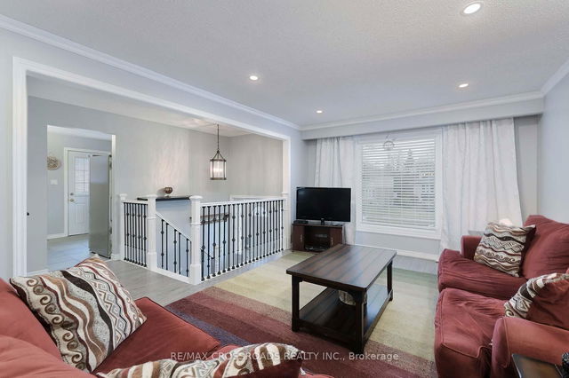 430 Paddington Crescent
