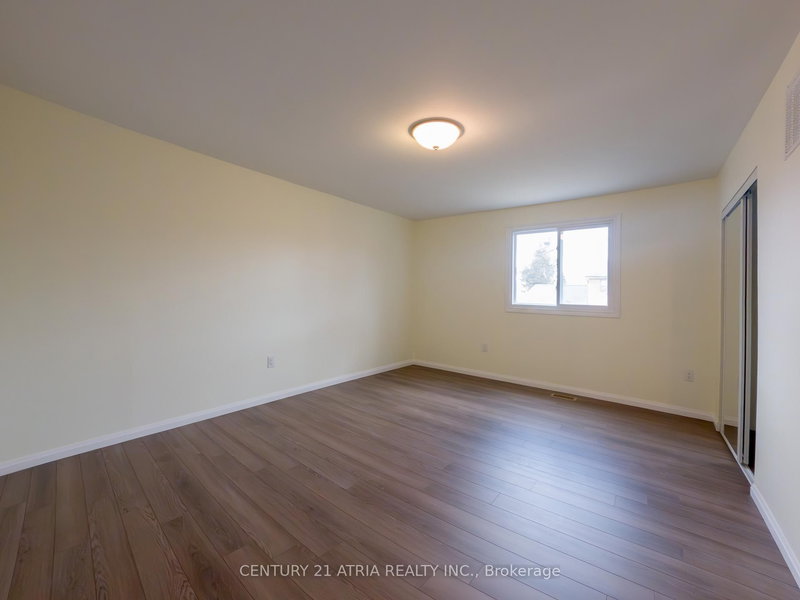 96 Invergordon Ave E, Toronto, M1S 2Z2 | Image 3