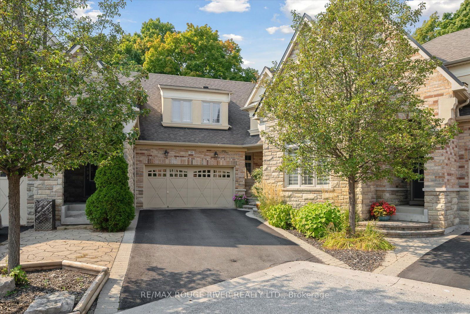 Townhouse for sale at 30 illingworth Lane, Ajax, Central West, L1T 0L1 - MLS: E11910707