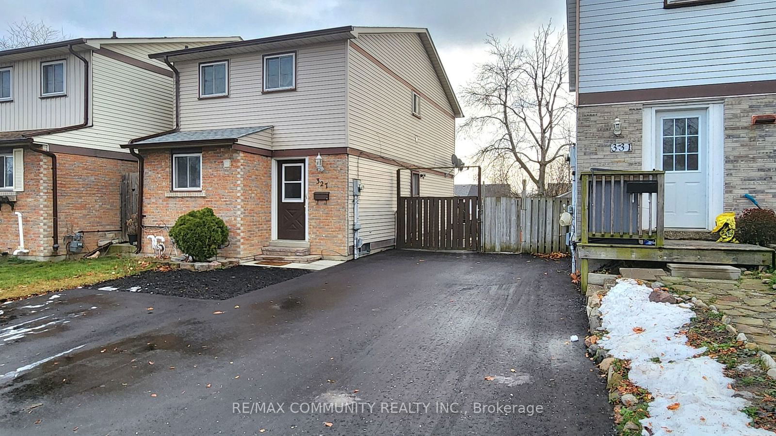 Detached House for sale at 327 Phillip Murray Avenue, Oshawa, Lakeview, L1J 1H1 - MLS: E11911457