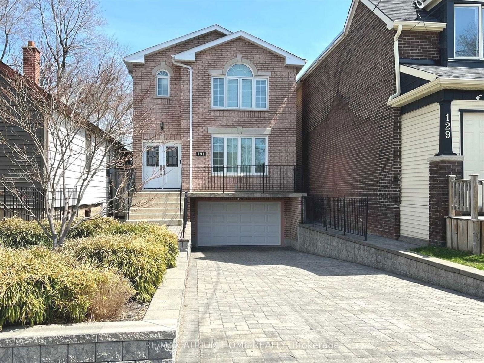 Detached House sold at 131 Cedarvale Avenue, Toronto, Woodbine-Lumsden, M4C 4J9 - MLS: E11911743