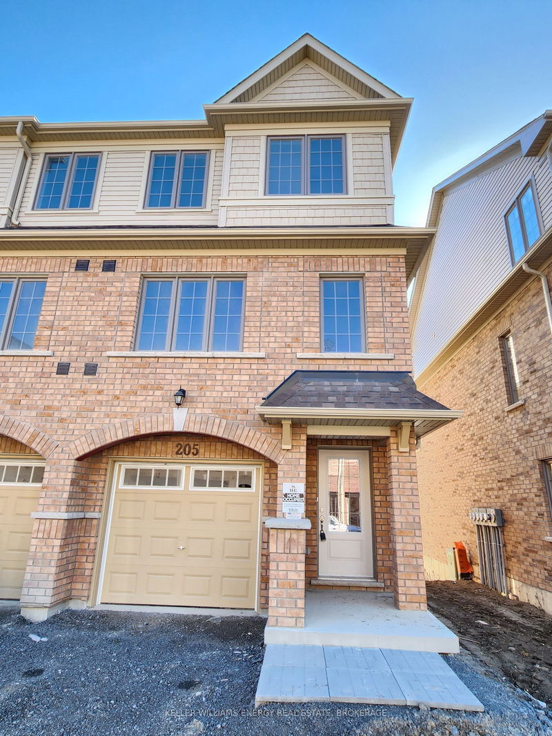 home for lease on 205 Royal Northern Path