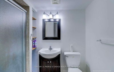 20 Butterworth Ave, Toronto - Oakridge image-0-2