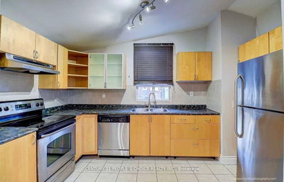20 Butterworth Ave, Toronto - Oakridge image-0-4