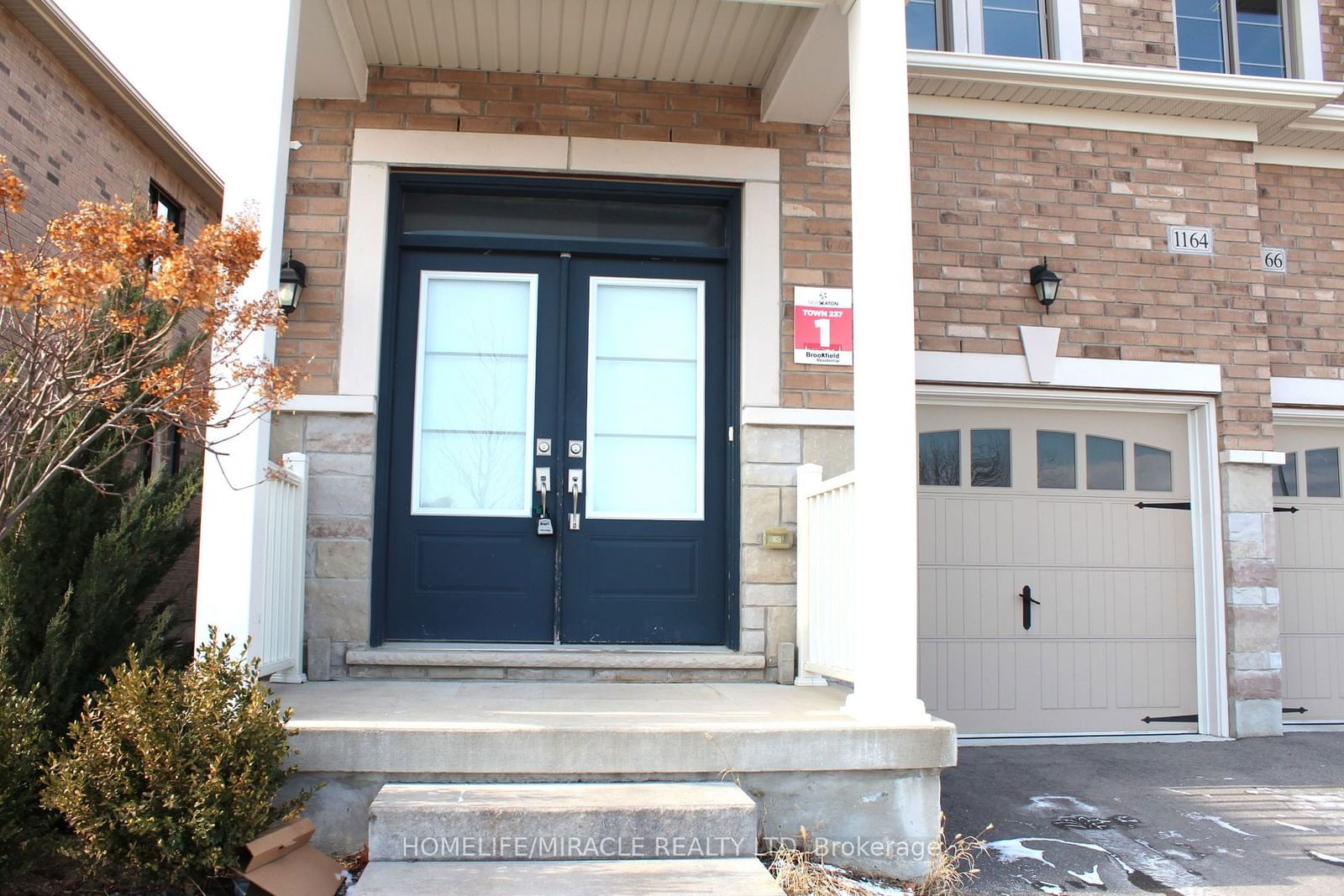 Townhouse leased at 1164 Cactus Crescent, Pickering, Rural Pickering, L1X 0G8 - MLS: E11912207