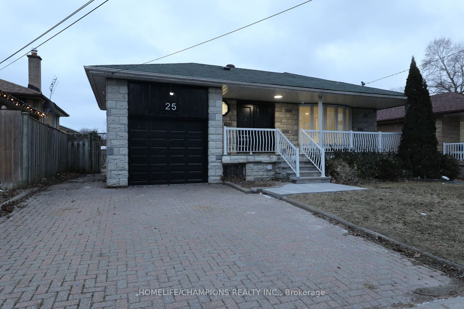 Detached House for sale at 25 Crusader Street, Toronto, Woburn, M1H 1E1 - MLS: E11912393