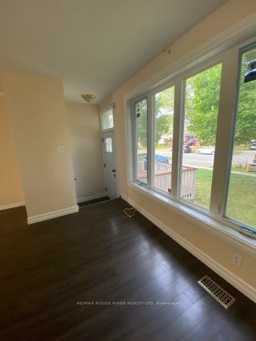 332 Rosedale Drive — photo 2