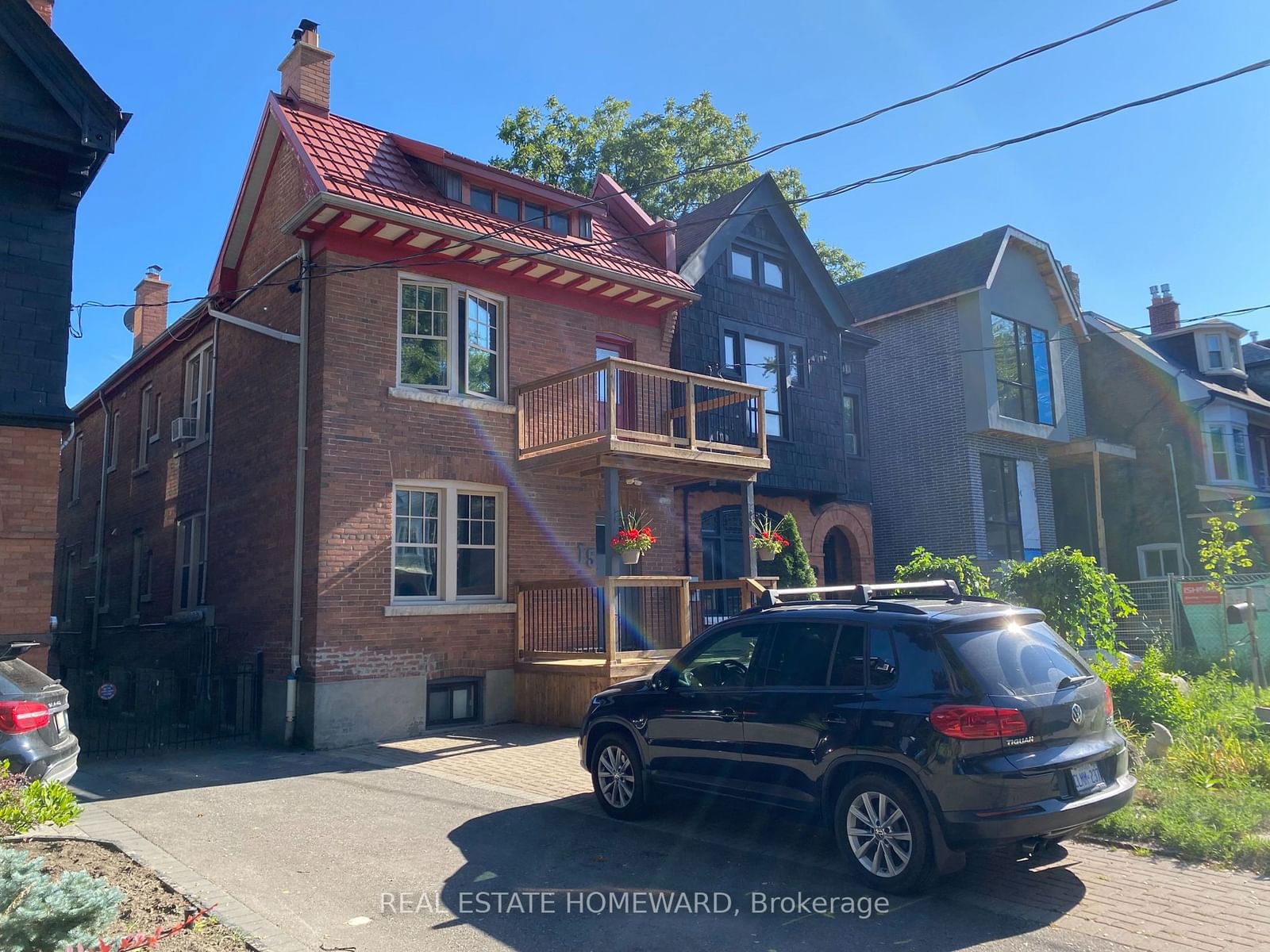 Semi-Detached House leased at 15 Simpson Avenue, Toronto, North Riverdale, M4K 1A1 - MLS: E11913598