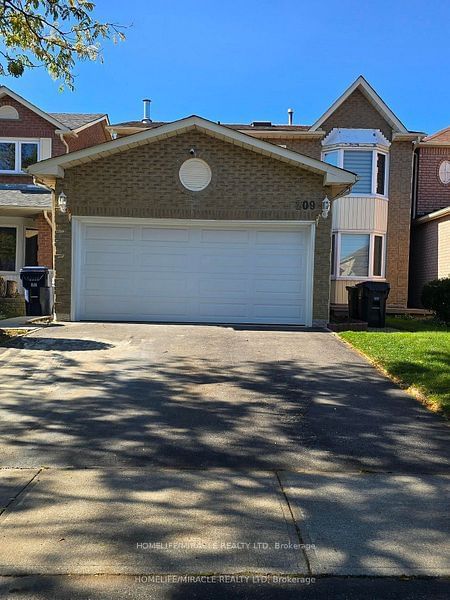 Detached House leased at 209 Ponymeadow Terrace, Toronto, Highland Creek, M1C 4W2 - MLS: E11914382