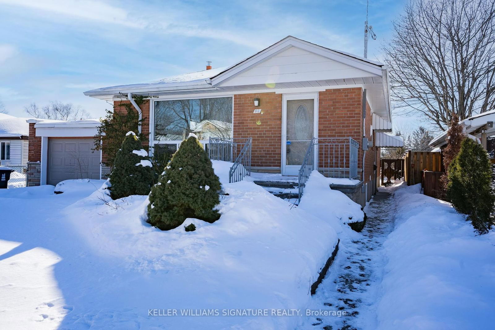 Detached House for lease at Main-50 Carslake Crescent, Toronto, Bendale, M1J 2A7 - MLS: E11914948