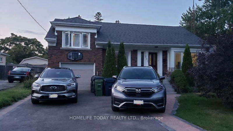 home for lease on Lower-200 Phyllis Avenue