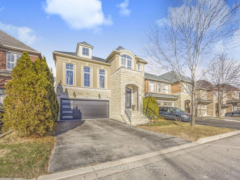 home for sale on 10 Muscat Crescent