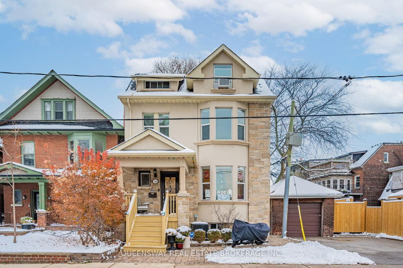 home for lease on 1A Hogarth Avenue