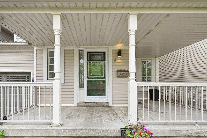 home for lease on 3 Howling Crescent