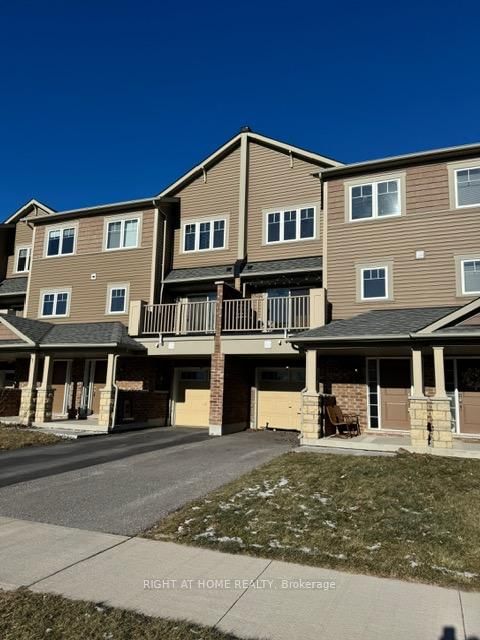 home for lease on 45 Great Gabe Crescent