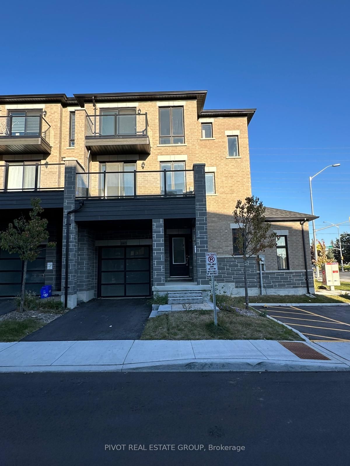 Townhouse for sale at 1465 Grand Prairie Path, Oshawa, Taunton, L1K 3G1 - MLS: E11917050