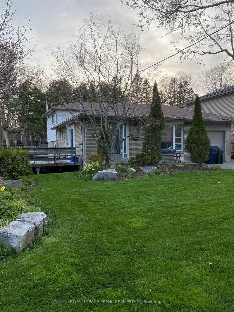 home for lease on 226 Parlette Avenue