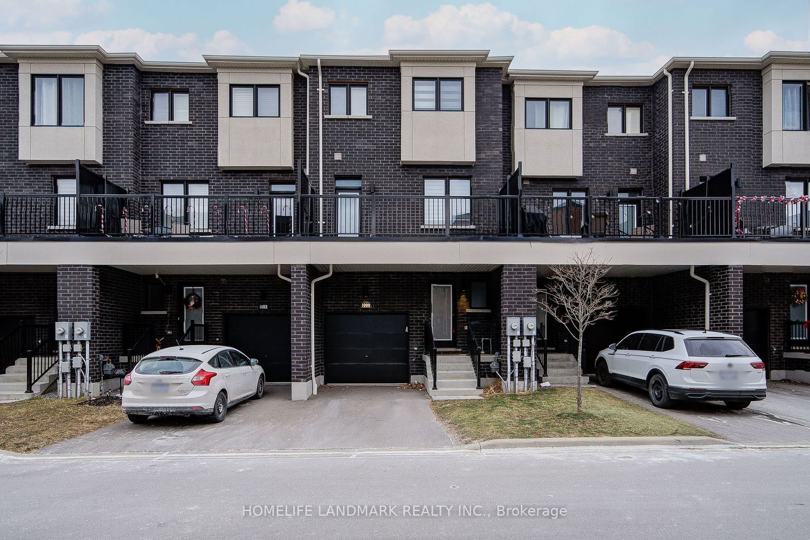 Townhouse for lease at 1000 Kicking Horse Path, Oshawa, McLaughlin, L1J 0B4 - MLS: E11918879