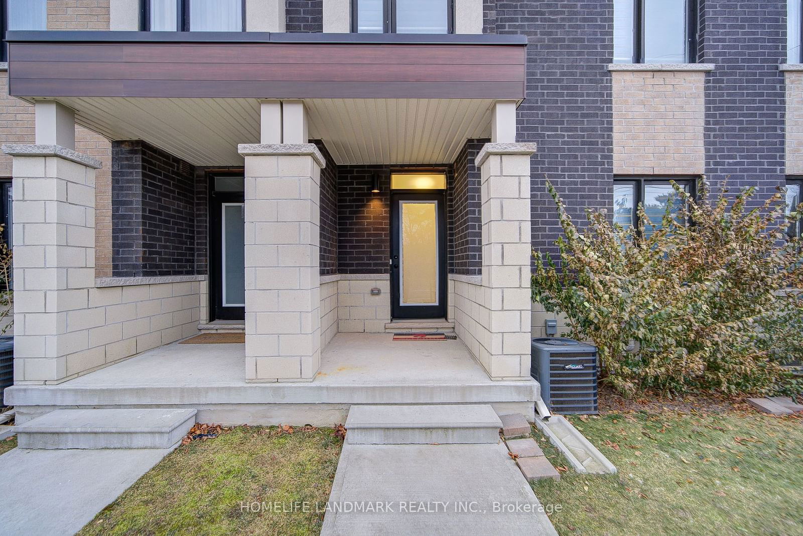 Townhouse for lease at 1000 Kicking Horse Path, Oshawa, McLaughlin, L1J 0B4 - MLS: E11918879