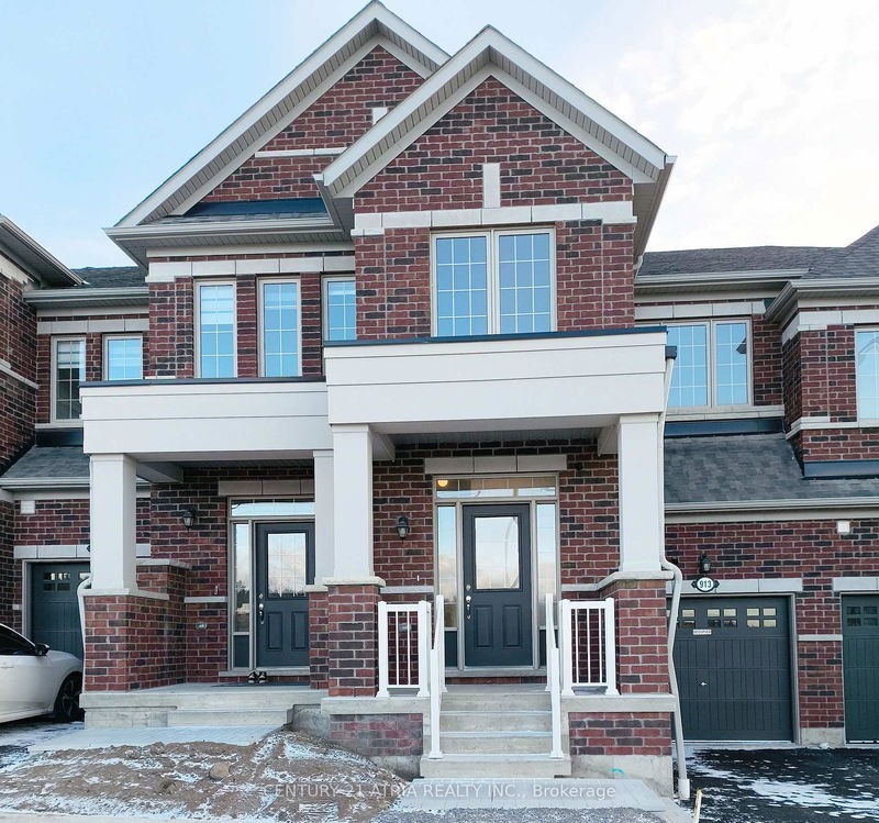 home for sale on 913 Elizabeth Mackenzie Drive