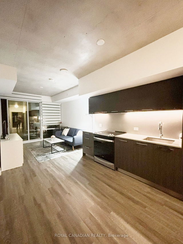 403 - 45 Baseball Place