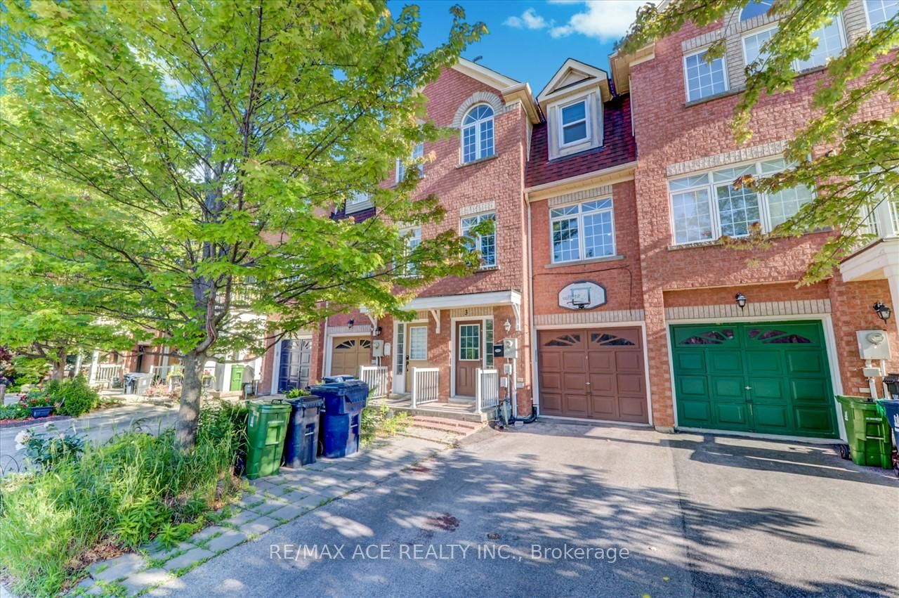 Townhouse for lease at Main-3 Blair Street, Toronto, O'Connor-Parkview, M4B 3N5 - MLS: E11919553