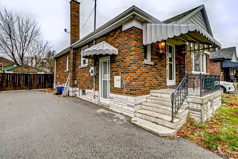 96 Oakes Ave, Oshawa, L1G 6C6 | Image 3