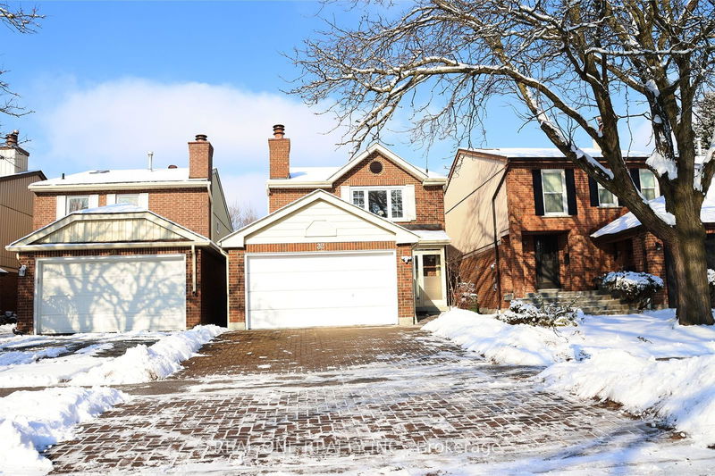 home for sale on 32 Belinda Square