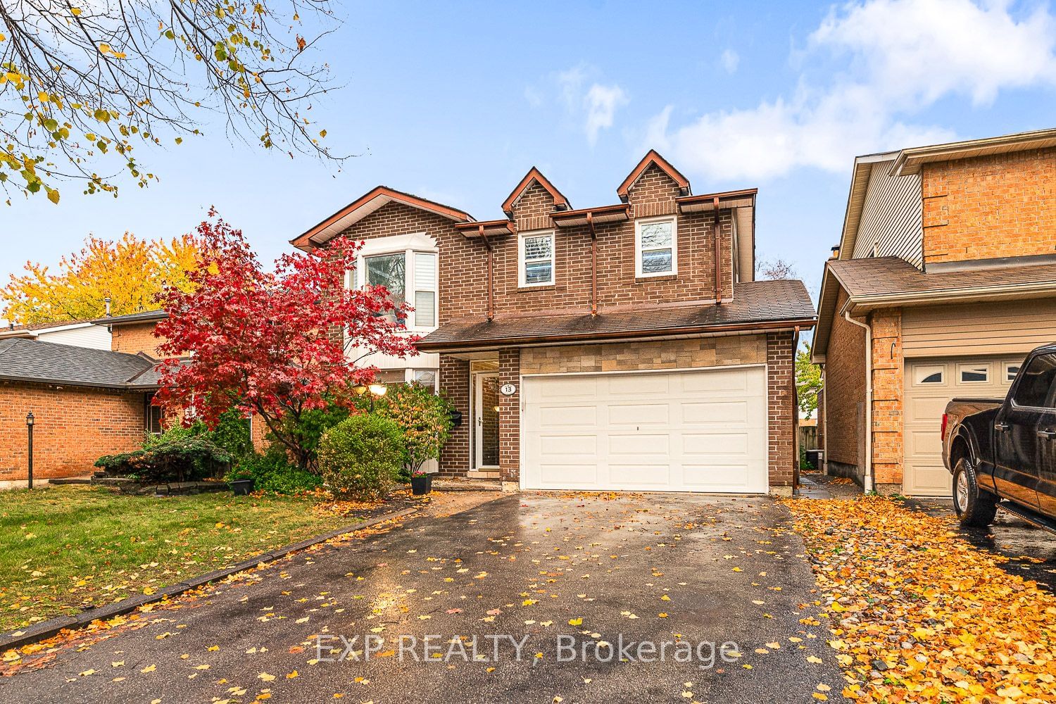 Building at 13 Fearn Crescent, Ajax, Central West