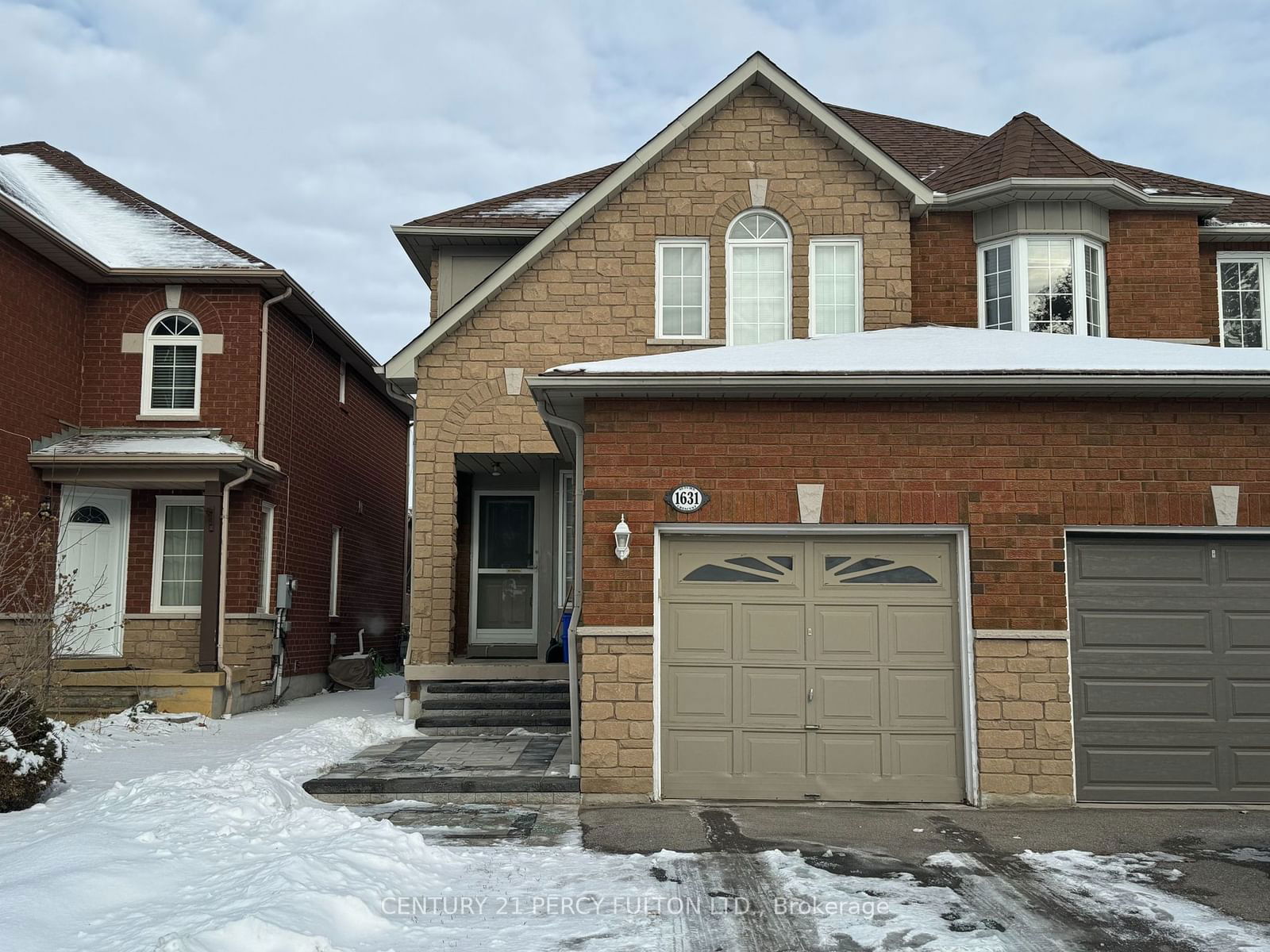 Semi-Detached House leased at 1631 Autumn Crescent, Pickering, Amberlea, L1V 6X7 - MLS: E11919791