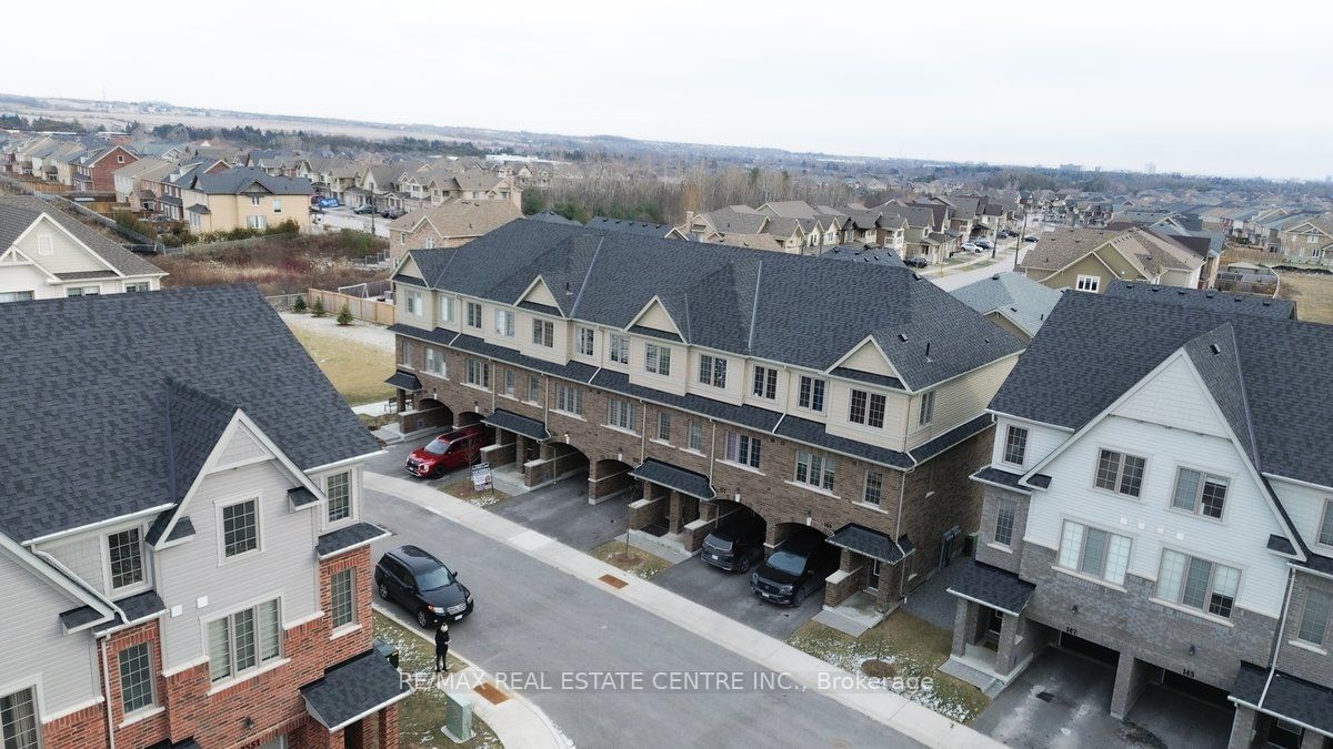 Townhouse sold at 153 Danzatore Path, Oshawa, Windfields, L1L 0P9 - MLS: E11920148