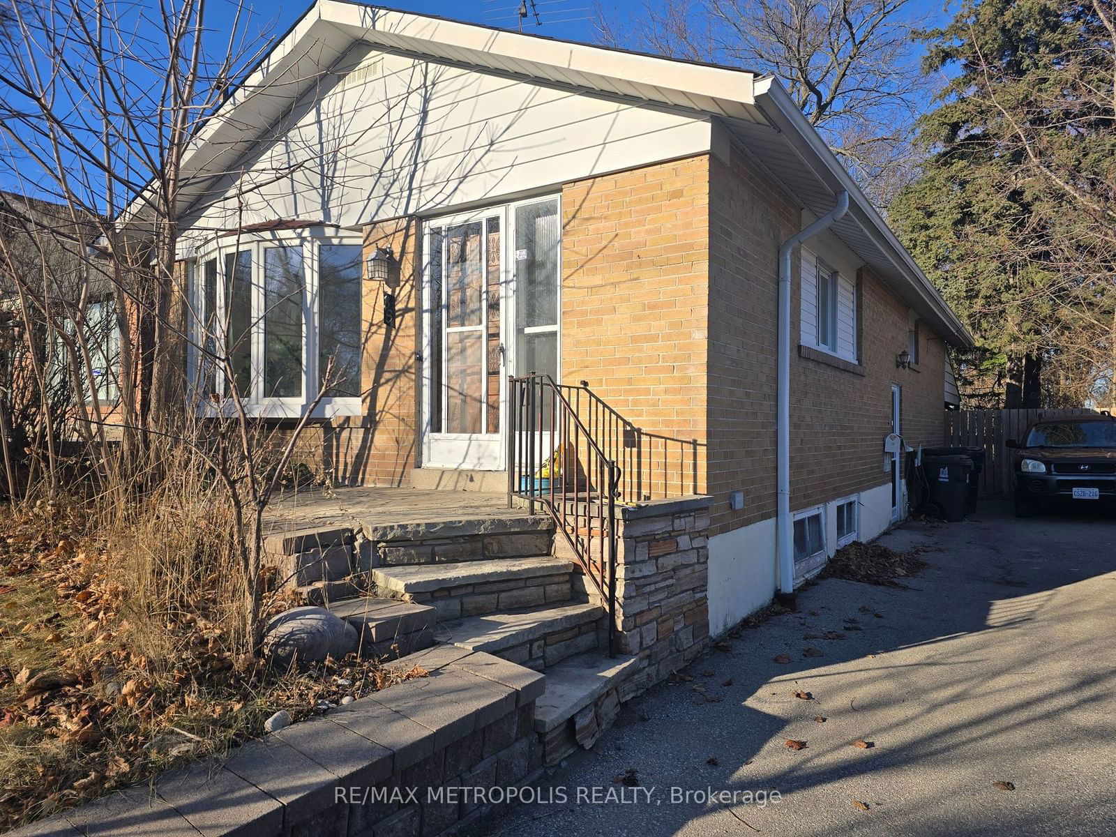 Detached House leased at Main-38 Copping Road, Toronto, Morningside, M1G 3J8 - MLS: E11920362