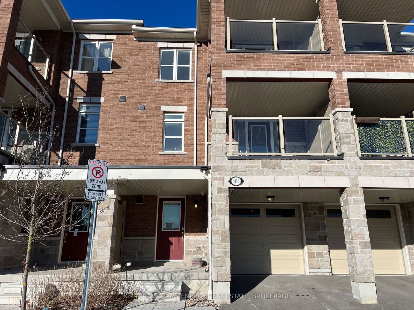 Townhouse leased at 2540 William Jackson Drive, Pickering, Duffin Heights, L1X 0E4 - MLS: E11920382