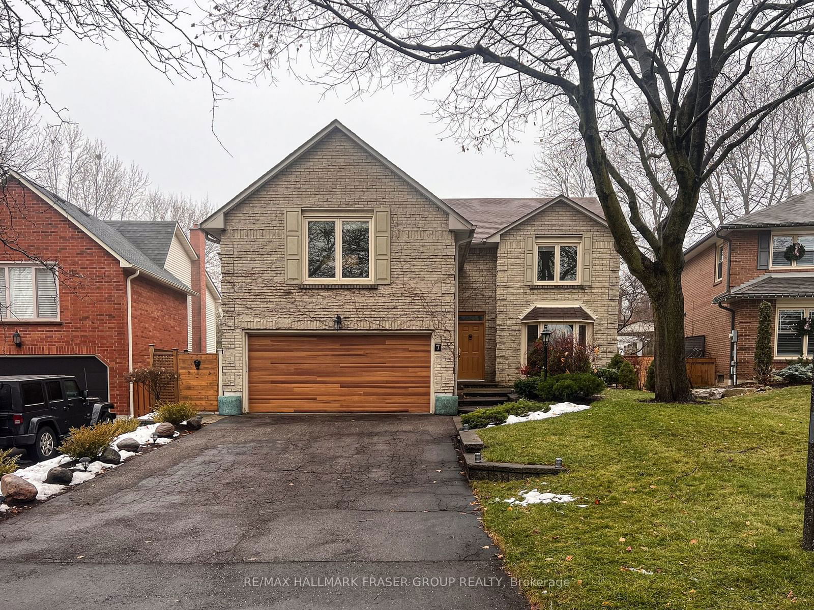 Detached House for sale at 7 Preakness Court, Whitby, Blue Grass Meadows, L1N 6W2 - MLS: E11920425