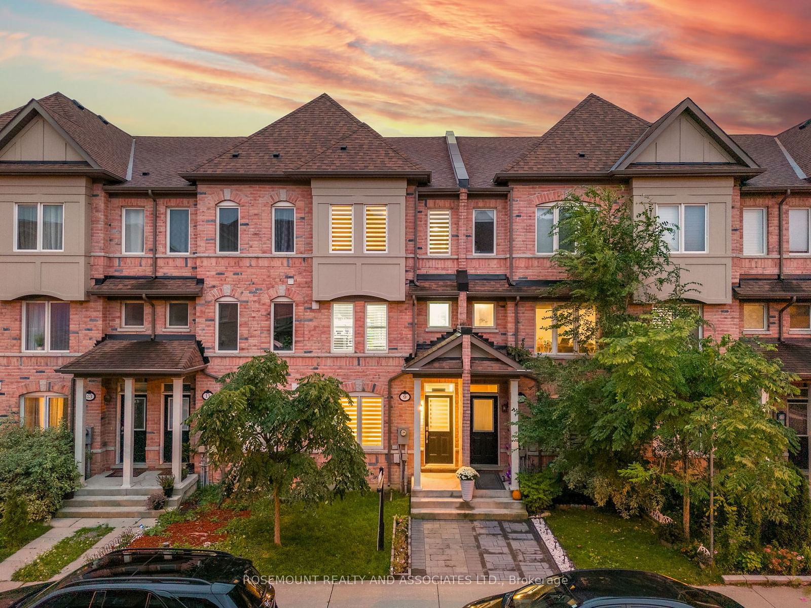 Townhouse sold at 9 De Jong Street, Toronto, Dorset Park, M1P 0C1 - MLS: E11920722