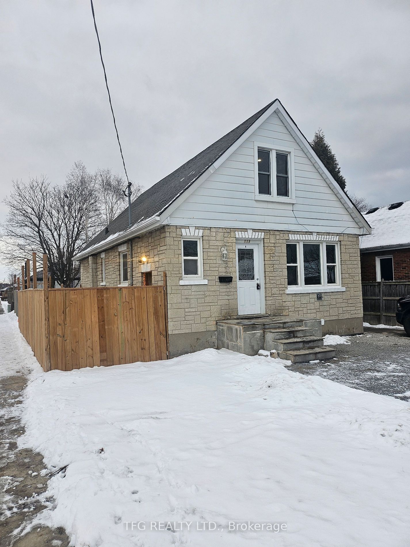 Semi-Detached House leased at Main-119 Cadillac Avenue, Oshawa, Central, L1H 5Z4 - MLS: E11920871