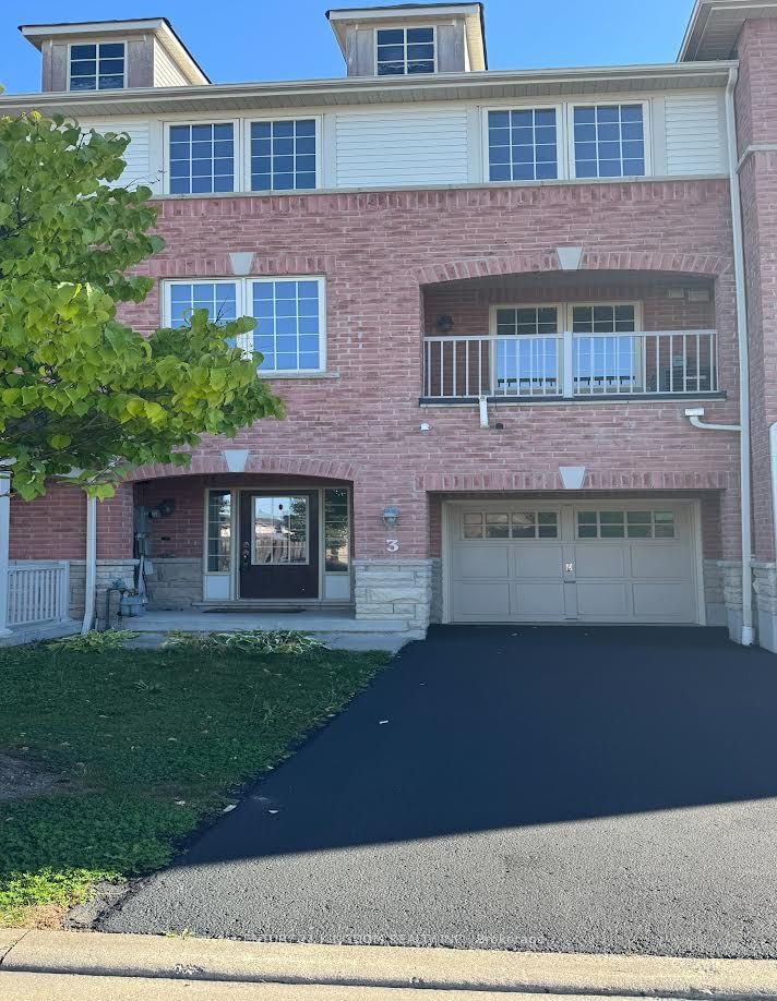 home for lease on 3 Chaston Road